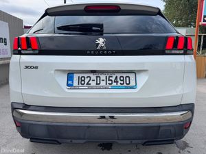 182 Peugeot 3008 1.2 PureTech 130bhp Allure - Image 4