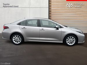Toyota Corolla HYB LUNA SALOON 4DR AUTO - Image 3