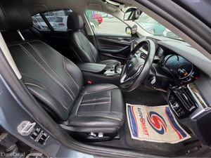 BMW 5-Series 523D LUXURY UPGRADED PACK EDITION FUL - Image 3