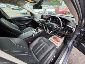 BMW 5-Series 523D LUXURY UPGRADED PACK EDITION FUL - Image 4