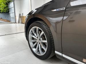 Volkswagen Passat 2.0 TDI HIGHLINE PREMIUM PLUS 19 - Image 4