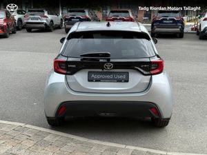 Toyota Yaris HEV Sport - Image 4