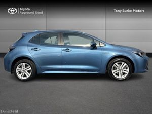 Toyota Corolla Hatchback 5dr Hybrid - Luna Edition - Image 3