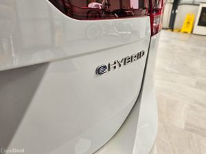 23 VOLKSWAGEN TIGUAN PETROL PLUG IN HYBRID - Image 4