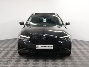 BMW 5-Series 530e SE - Image 2