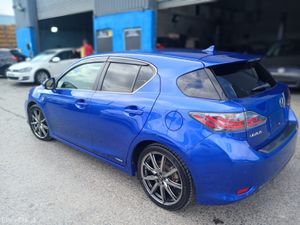 2011 Lexus CT200 H / Executive/ Sunroof - Image 4