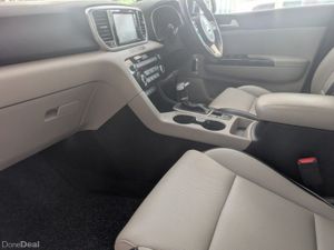Kia Sportage K3 Automatic - Image 4