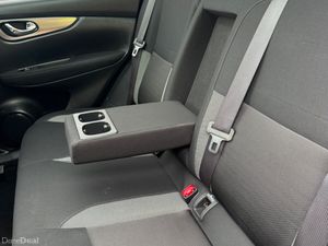 Nissan Qashqai 2018 hi spec - Image 4