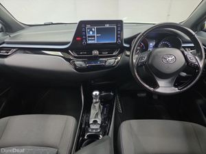 Toyota C-HR 1.8 HYBRID SPORT - Image 4