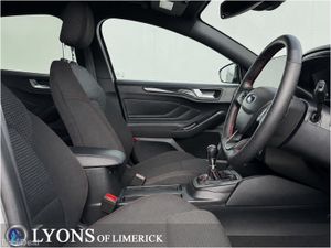 Ford Focus ST-Line X 1.0L EcoBoost 125PS mHEV - Image 4