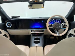 Mercedes-Benz CLA CLA 200 Progressive Line  ** New - Image 4
