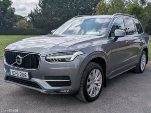 Volvo XC90 MOMENTUM AUTO - Image 4