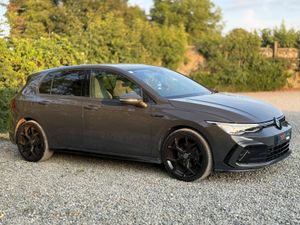2023 Volkswagen Golf R-Line 1.5 TSI 130HP - Image 4