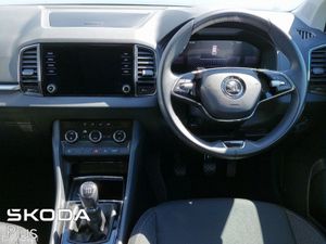 Skoda Karoq AMBITION 2.0TDI 115HP *CRUISE CONTROL* - Image 2