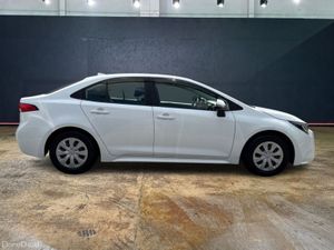 Toyota Corolla 1.8 HYBRID AUTOMATIC - CRUISE CONTR - Image 2