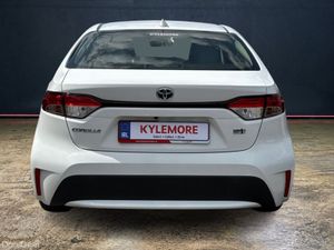 Toyota Corolla 1.8 HYBRID AUTOMATIC - CRUISE CONTR - Image 4