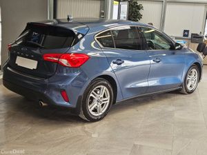 19 FORD FOCUS ZETEC PETROL - Image 4