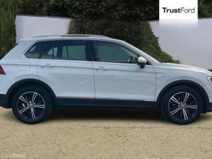Volkswagen Tiguan SE Nav - Image 3