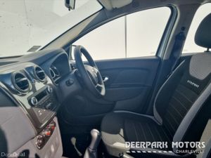 Dacia Sandero Stepway TCe 90 STEPWAY Alternative - Image 4