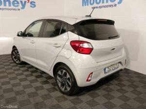 Hyundai i10 DELUXE PLUS 1.0L PETROL HATCHBACK - Image 4