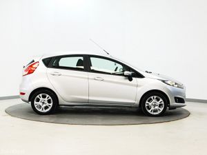 *22* 2015 Ford Fiesta 1.2 zetec - Image 3