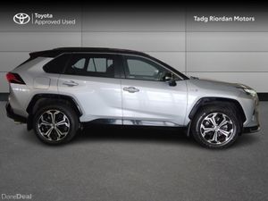 Toyota RAV4 PLUG-IN HYBRID SPORT - Image 3