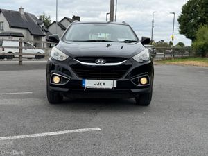 ABSOLUTELY IMMACULATE 2013 HYUNDAI IX35 - Image 2