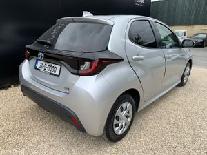 TOYOTA YARIS X HYBRID AUTOMATIC 1.5 PETROL - Image 3