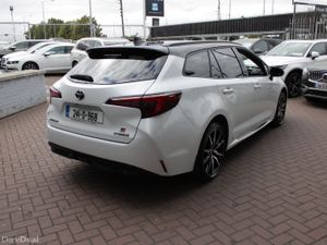 2024 TOYOTA COROLLA 1.8 HYBRID GR SPORT - Image 4