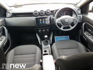 Dacia Duster Prestige 1.5 Blue dCi 115 Manual - Image 2