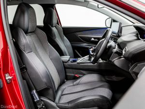 Peugeot 3008 Allure 1.2 Petrol 130HP - Image 3