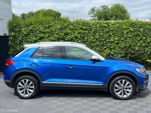 Volkswagen T-Roc STYLE 2.0 TDI AUTO // VERY LOW MI - Image 2