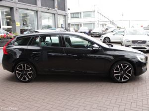 2017 VOLVO V60 5DR ESTATE AUTOMATIC 2.0 - Image 3