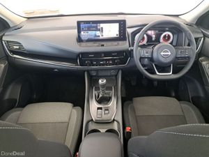 Nissan Qashqai 1.3 SV PREMIUM €3000 Scrappage Offe - Image 4