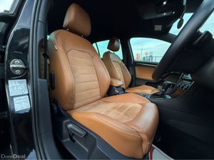 Volkswagen Golf ONLY 28,887KM !! TAN LEATHER HIGHL - Image 3