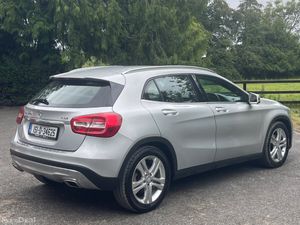 Mercedes-Benz GLA 200 Automatic 151 - Image 3