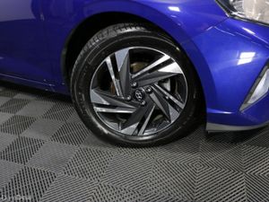 Hyundai i20 DELUXE PLUS 1.2L PETROL HATCHBACK - Image 3