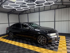 BMW 520d 22 Xdrive M-Sport Plus Harman Kardon - Image 3