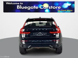 Volvo XC60 T8 RECHARGE ULTIMATE AWD **BLACK AND CR - Image 4