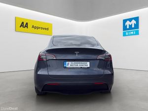 Tesla Model Y AWD Dual Motor Long Range - Image 4