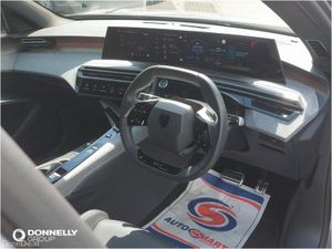 Peugeot 3008 E- Electric Estate GT - Image 4