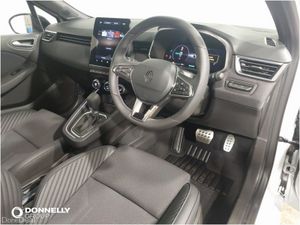 Renault Clio Hatchback Techno Esprit Alpine - Image 4
