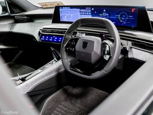 Peugeot 3008 *High spec* E-GT Exclusive 72kWh 210H - Image 2