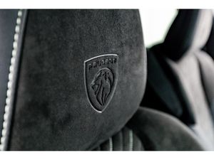 Peugeot 3008 *High spec* E-GT Exclusive 72kWh 210H - Image 4