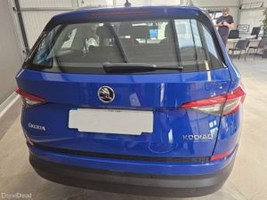19 SKODA KODIAQ ACTIVE 150 BHP 7 SEATER - Image 4
