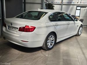 14 BMW 520 SE EDITION - Image 3