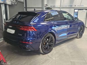 19 AUDI Q8 3.0TDI 286HP Q TIP S LINE - Image 4