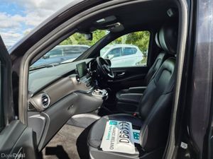 Mercedes-Benz V-Class Sport Auto 7 Seater - Image 4