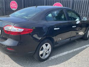 Mint Renault Fluence 2010 - Image 4