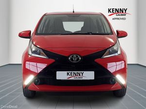 Toyota Aygo 1.0 VVTI X-PLAY 5DR - Image 2